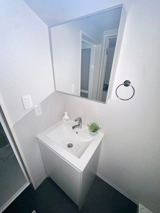 物件内観写真13　(洗面)