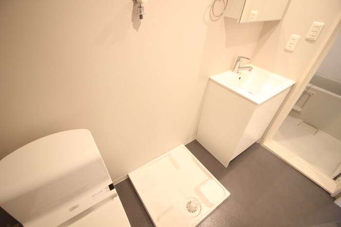 物件内観写真17　(洗濯機置場)