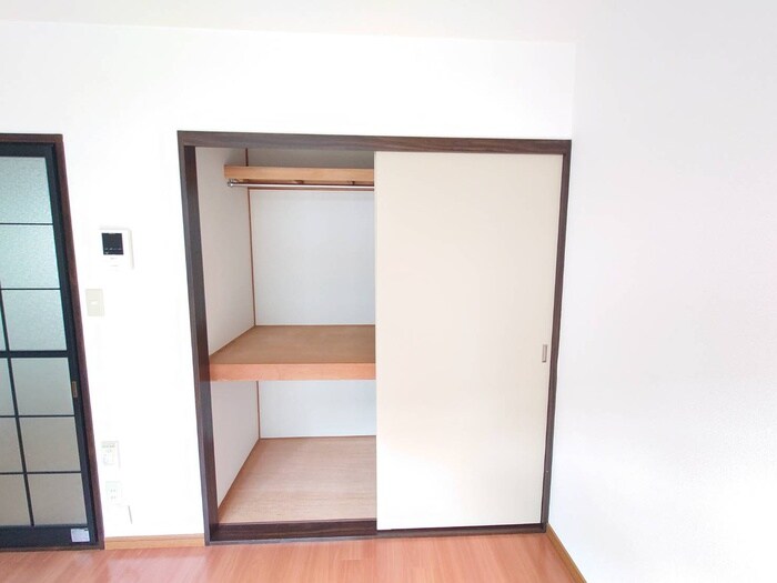 物件内観写真11　(収納)