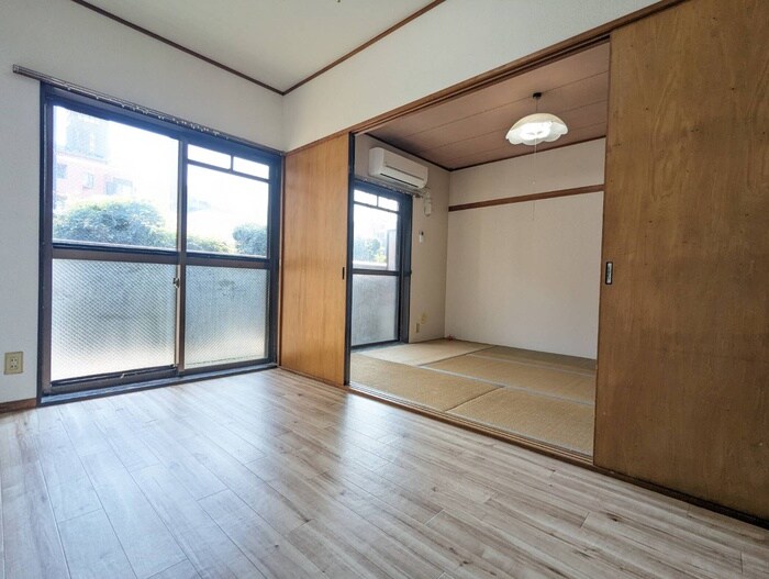 物件内観写真8　(居室)