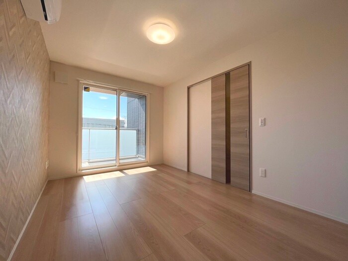 物件内観写真8　(居室)