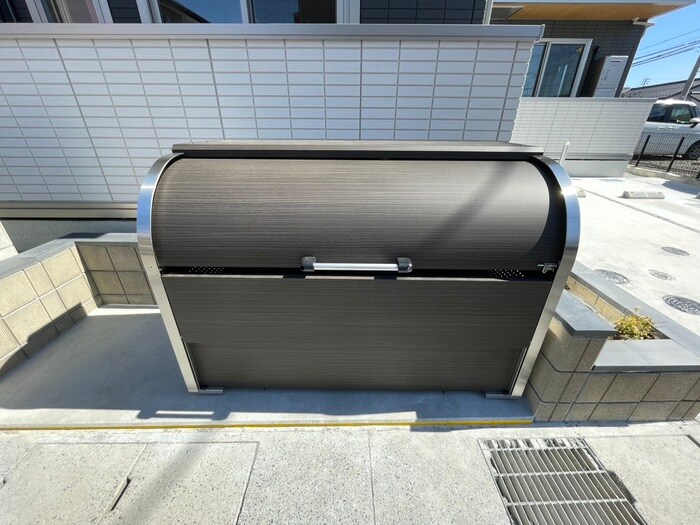 物件外観写真6　(建物設備)