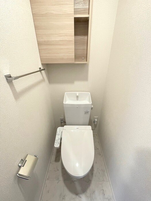 物件内観写真16　(トイレ)