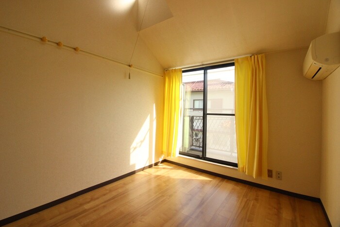 物件内観写真13　(居室)