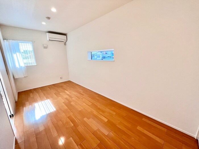 物件内観写真10　(居室)