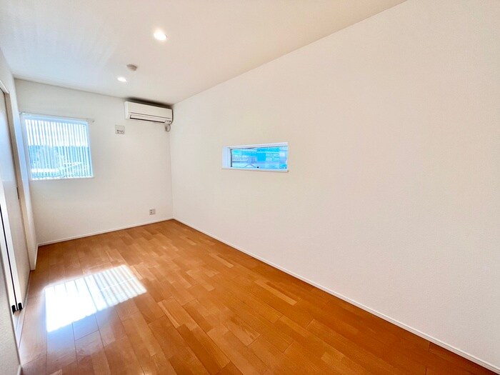 物件内観写真10　(居室)