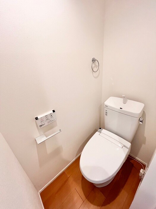 物件内観写真12　(トイレ)