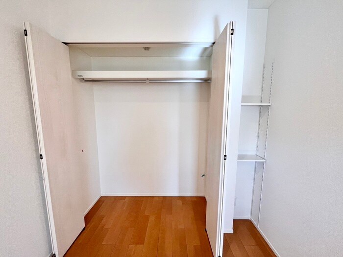 物件内観写真16　(収納)