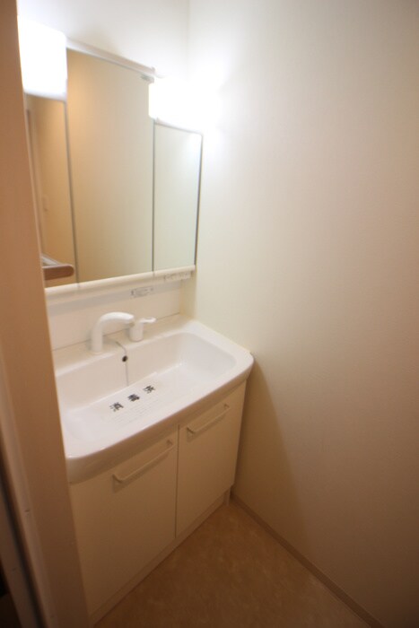 物件内観写真11　(洗面)
