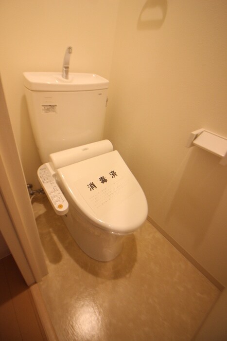 物件内観写真12　(トイレ)