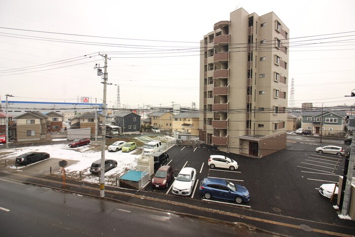 物件内観写真22　(室内からの展望)