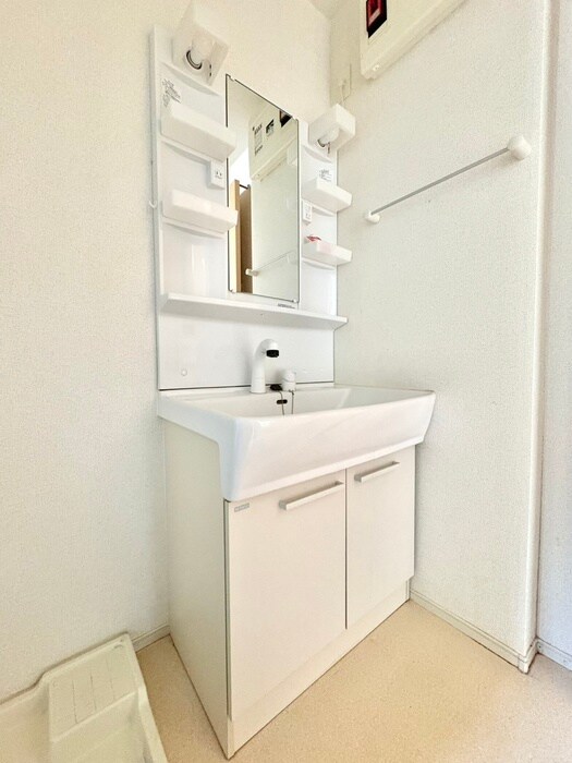 物件内観写真9　(洗面)