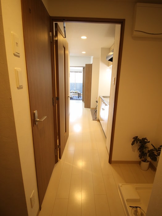 物件内観写真22　(玄関)