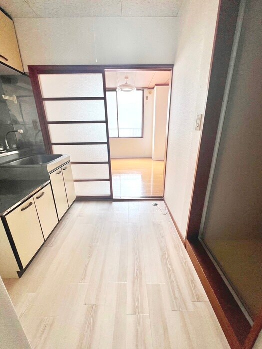 物件内観写真18　(廊下)