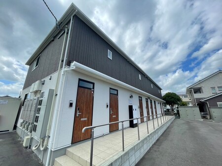 アイワスクエア外観写真