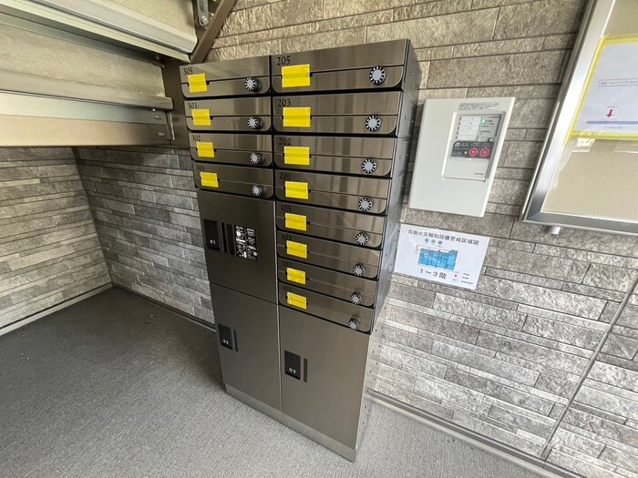 物件外観写真4　(建物設備)