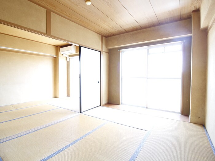 物件内観写真8　(居室)