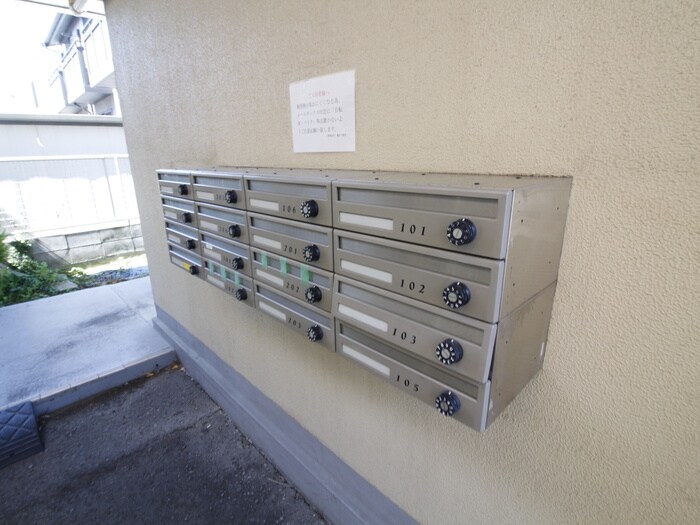 物件外観写真4　(建物設備)