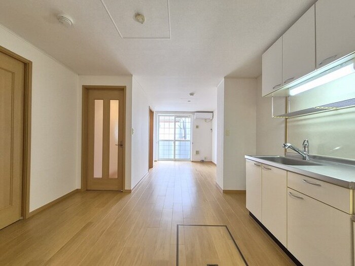 物件内観写真5　(居室)