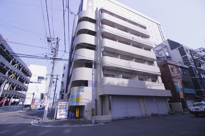 イ－ストハイツ