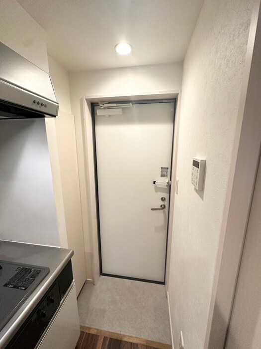 物件内観写真15　(玄関)