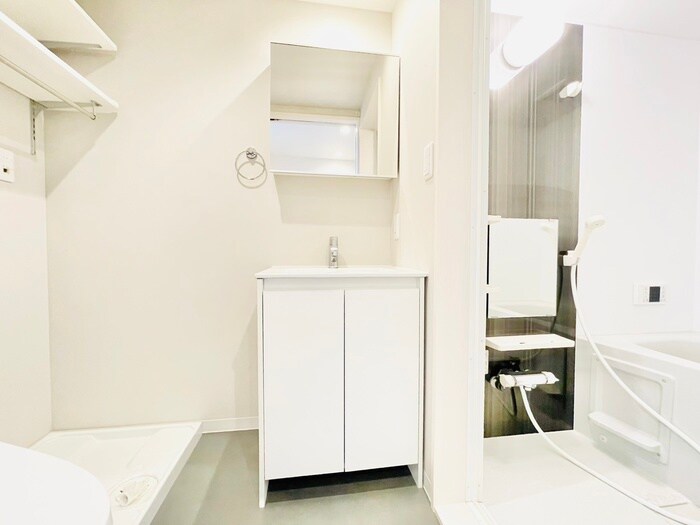 物件内観写真13　(洗面)