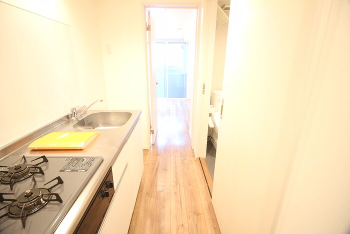 物件内観写真16　(廊下)