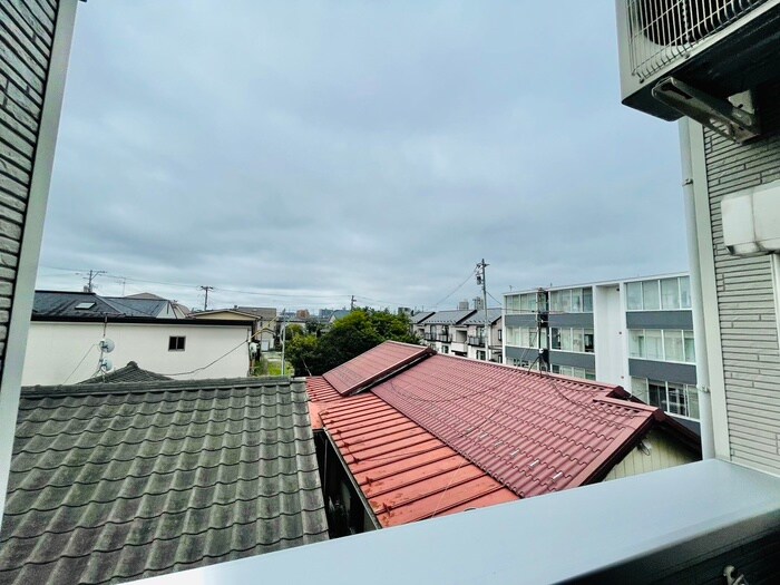 物件内観写真22　(室内からの展望)