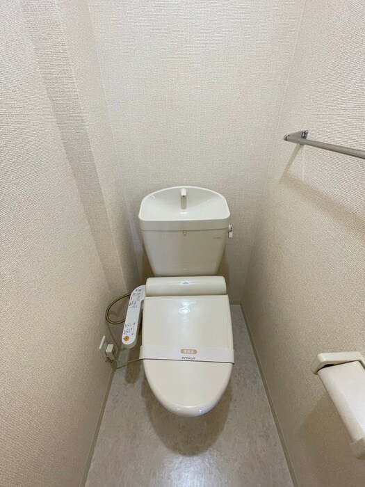 物件内観写真15　(トイレ)