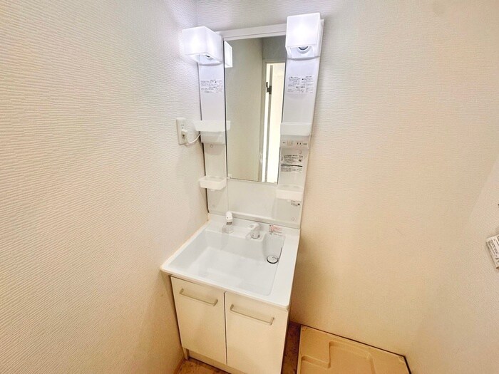 物件内観写真13　(洗面)