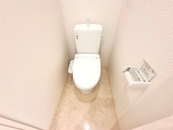 物件内観写真15　(トイレ)