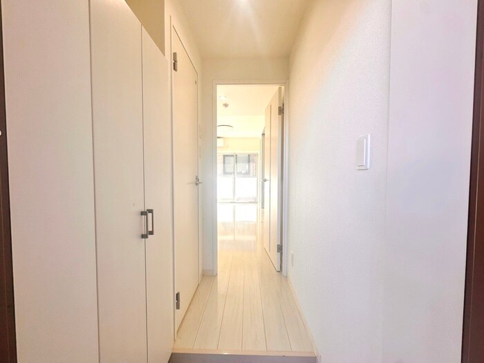物件内観写真18　(廊下)