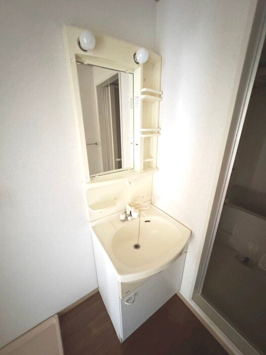 物件内観写真13　(洗面)