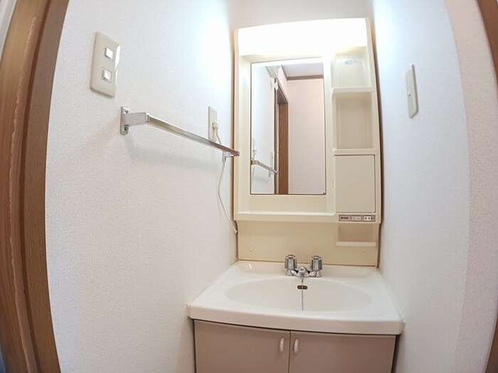 物件内観写真12　(洗面)