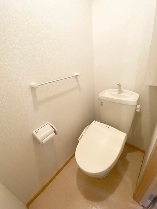 物件内観写真12　(トイレ)