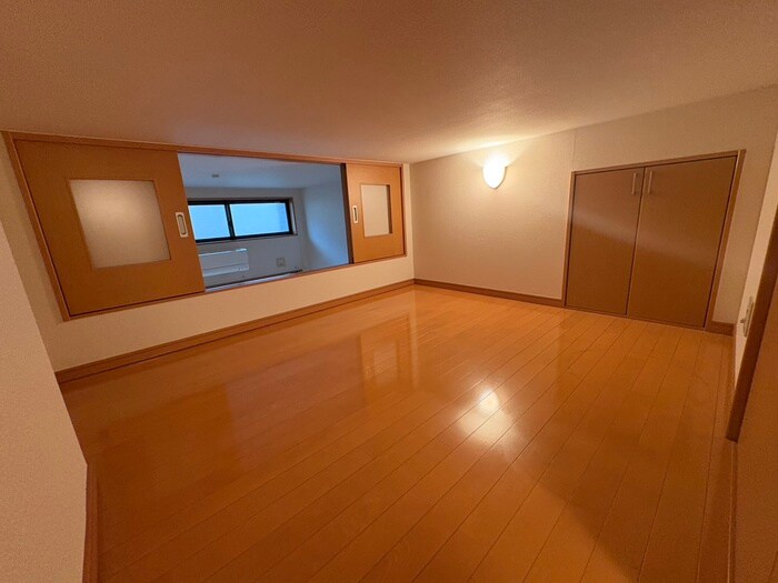 物件内観写真9　(ロフト)