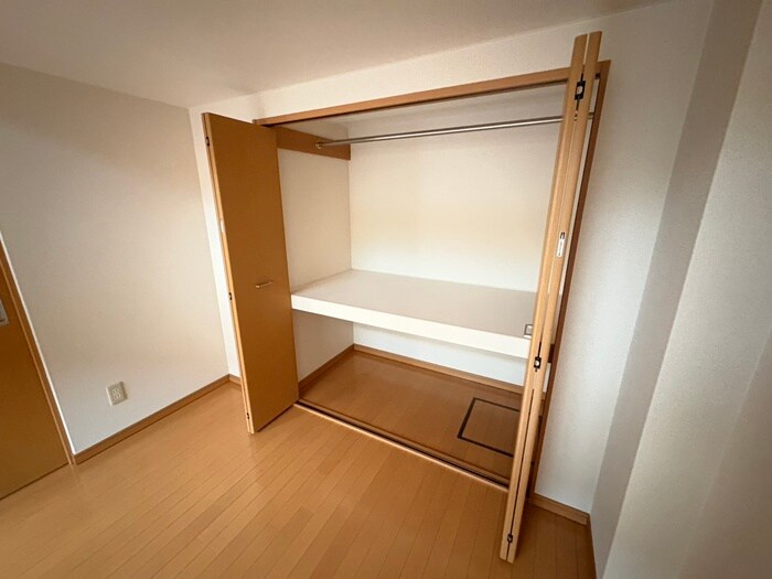 物件内観写真10　(収納)
