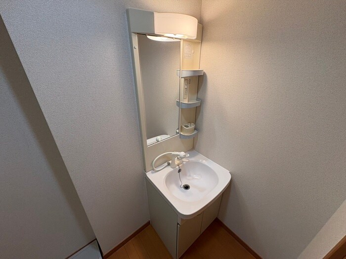 物件内観写真12　(洗面)