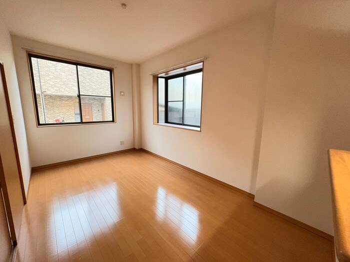 物件内観写真18　(居室)