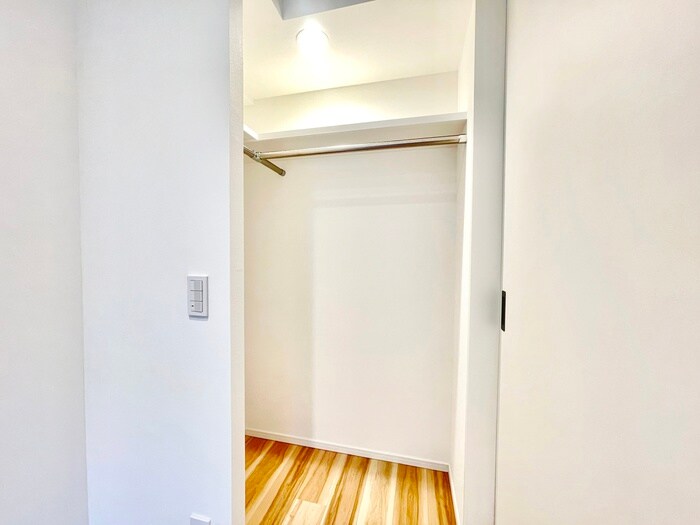 物件内観写真10　(収納)