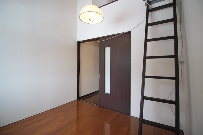 物件内観写真9　(居室)