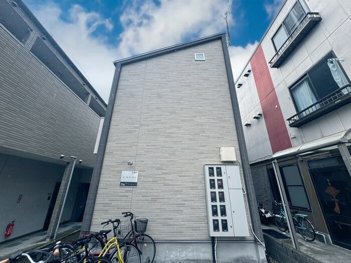 物件外観写真3　(外観写真)