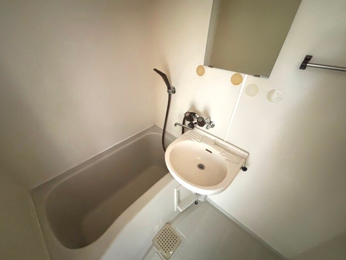 物件内観写真12　(バス／シャワールーム等)