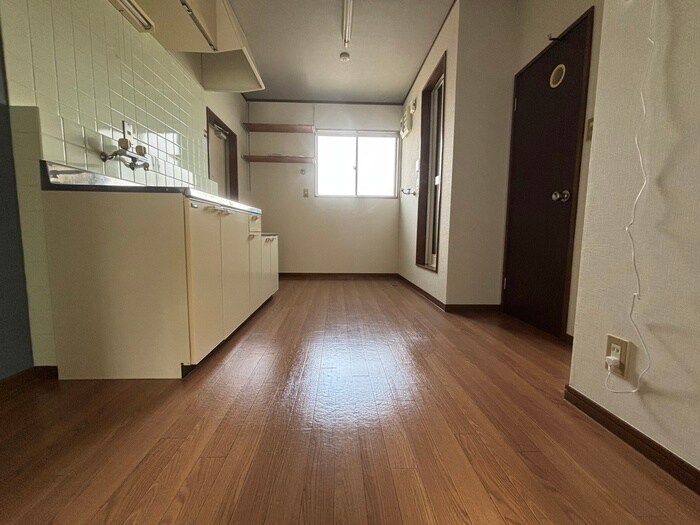 物件内観写真19　(廊下)