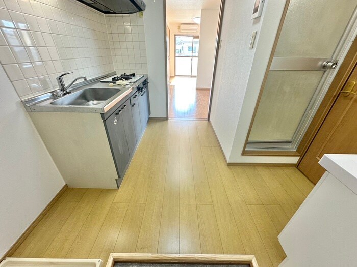 物件内観写真17　(廊下)