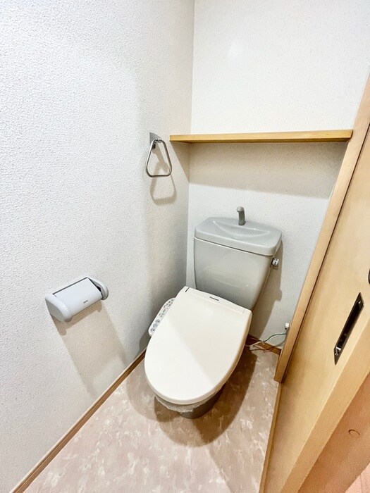 物件内観写真12　(トイレ)