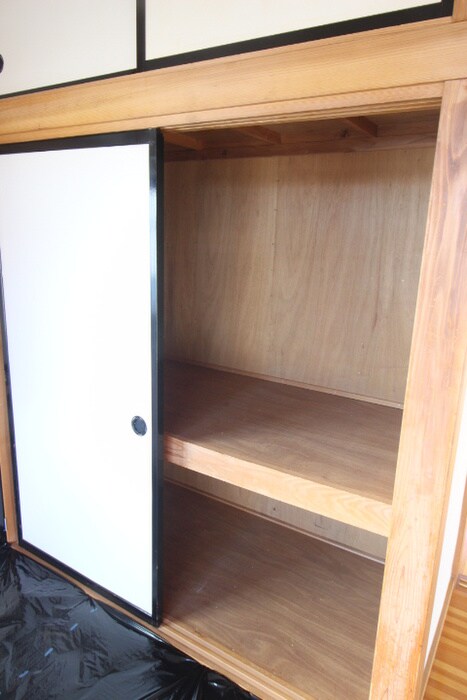 物件内観写真16　(収納)