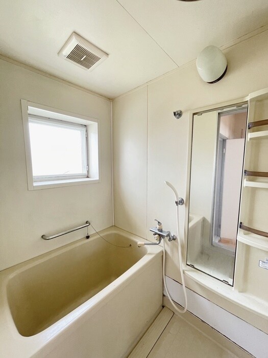 物件内観写真6　(バス／シャワールーム等)