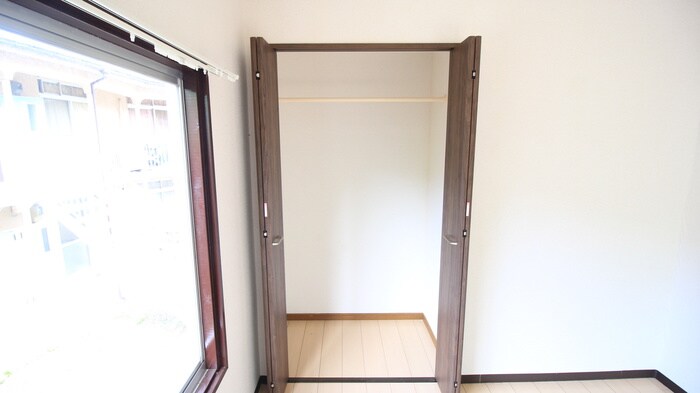 物件内観写真14　(収納)