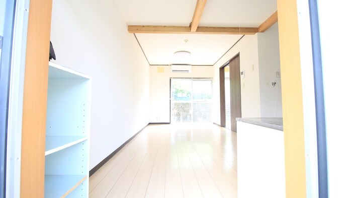物件内観写真16　(廊下)